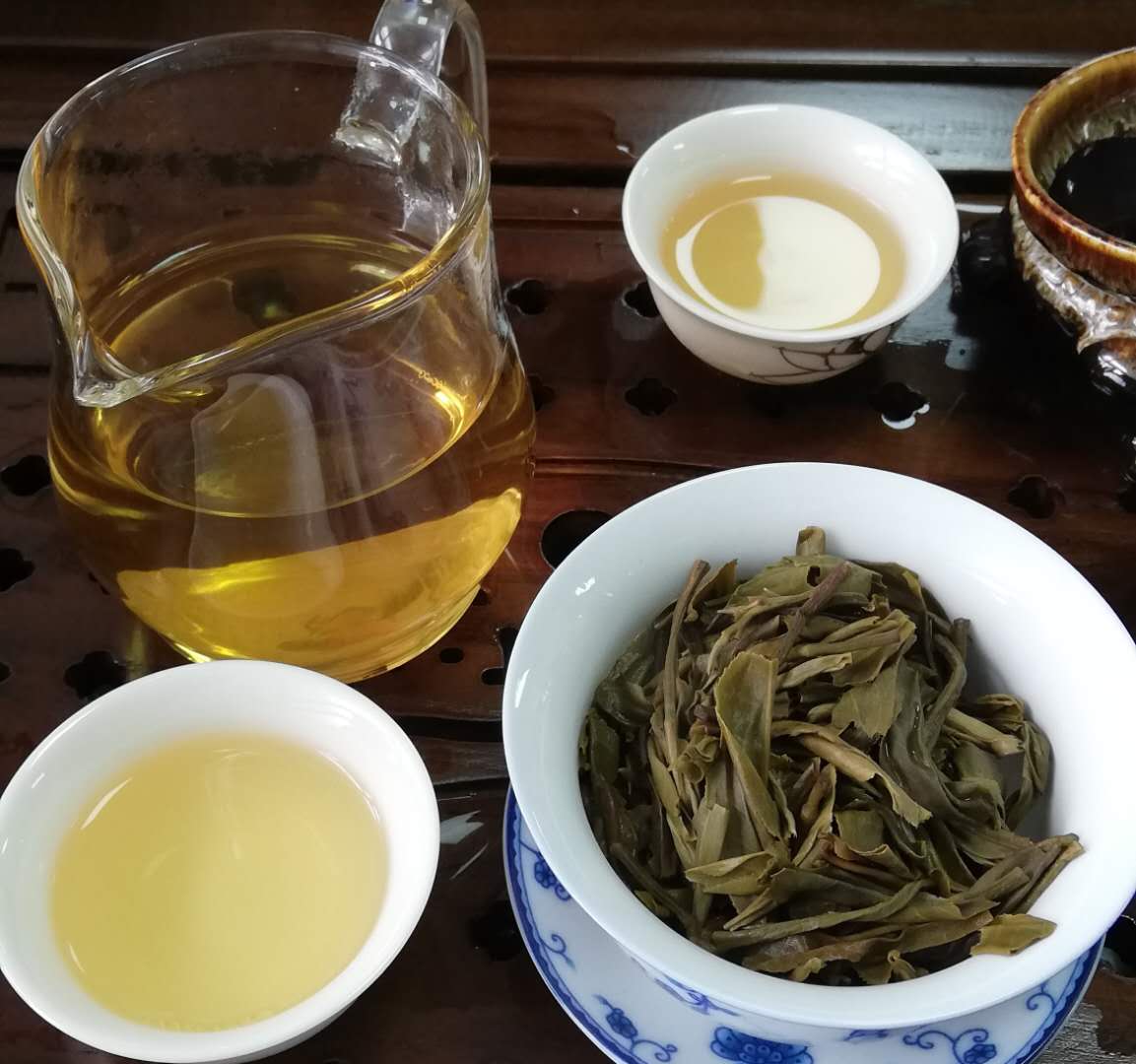 1559697658110805.jpg 茗山生茶.jpg